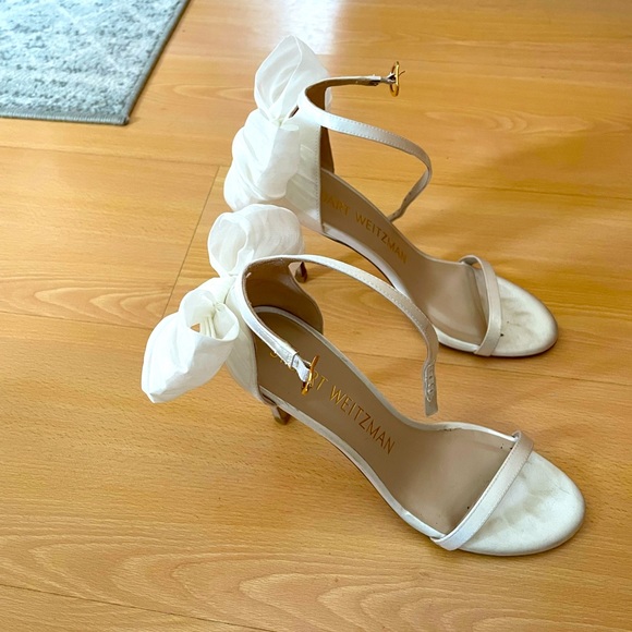 Stuart Weitzman 85mm Bareitall Mesh and Patent Leather  Stuart Weitzman mesh bowl heel